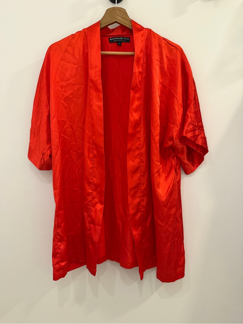 Alexander Del Rossa Red Satin Open-Front Shirt